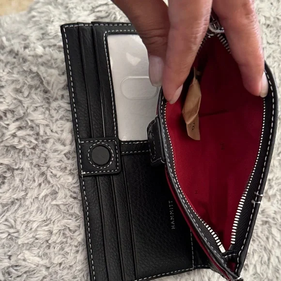 Hammitt 110 North Tempo Black Leather Wallet Silver grommets. NWT. NEVER USED - Picture 3 of 4
